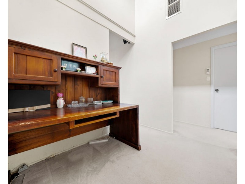 40 Mandarin Street, Coopers Plains QLD 4108