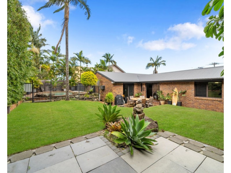 18 Brentwood Drive, Daisy Hill QLD 4127