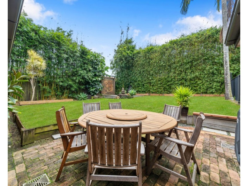 18 Brentwood Drive, Daisy Hill QLD 4127