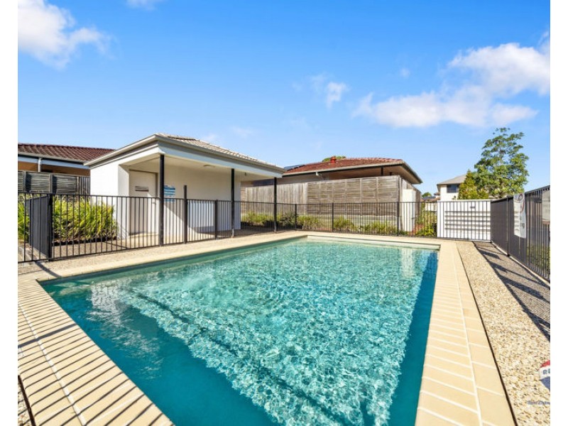 9/30 Girraween Crescent, Parkinson QLD 4115