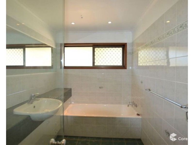 38 Menser st, Calamvale QLD 4116