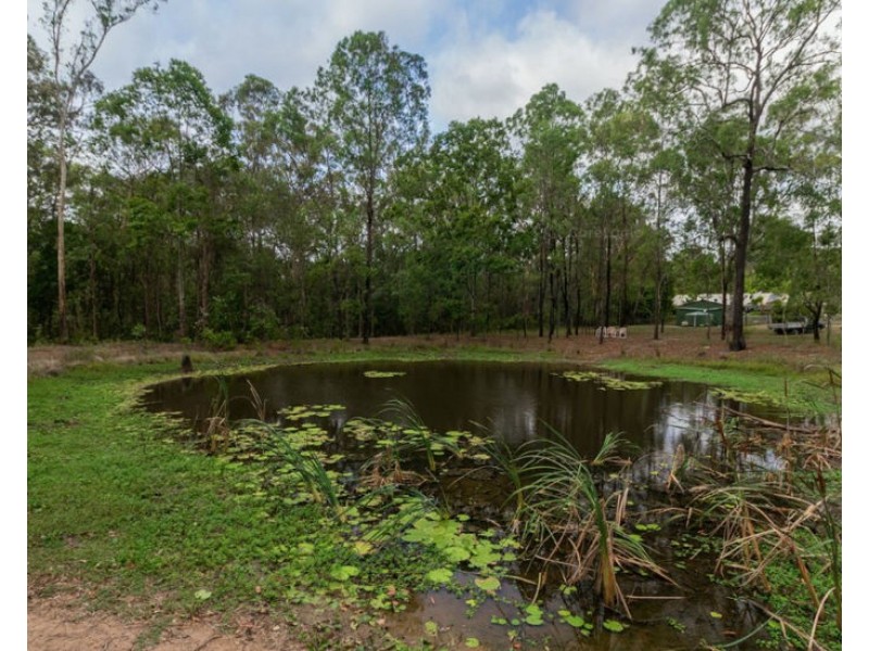 318-320 Loganview Road North, Logan Reserve QLD 4133