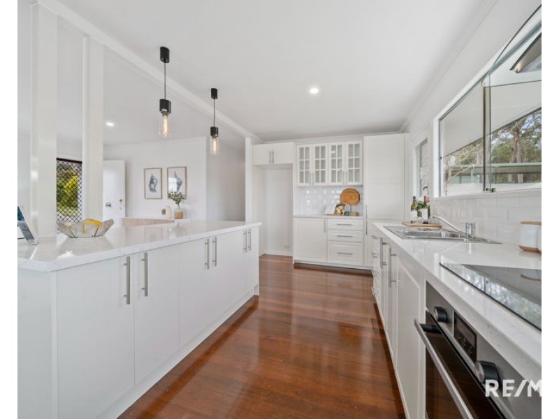 39 Christopher ST, Sunnybank Hills QLD 4109