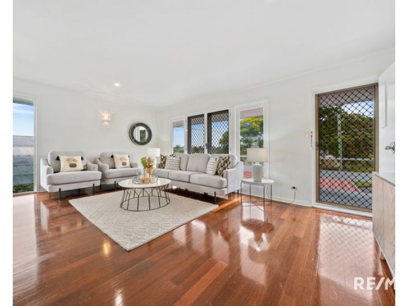 39 Christopher ST, Sunnybank Hills QLD 4109