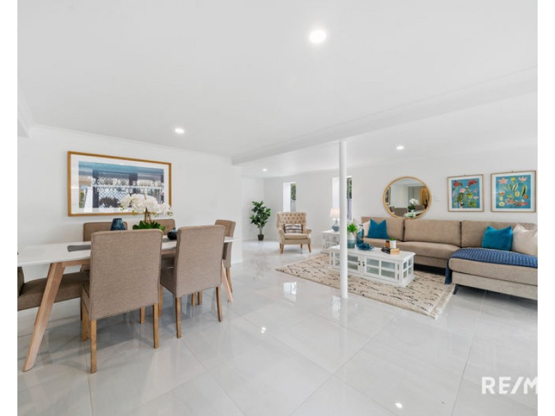 39 Christopher ST, Sunnybank Hills QLD 4109