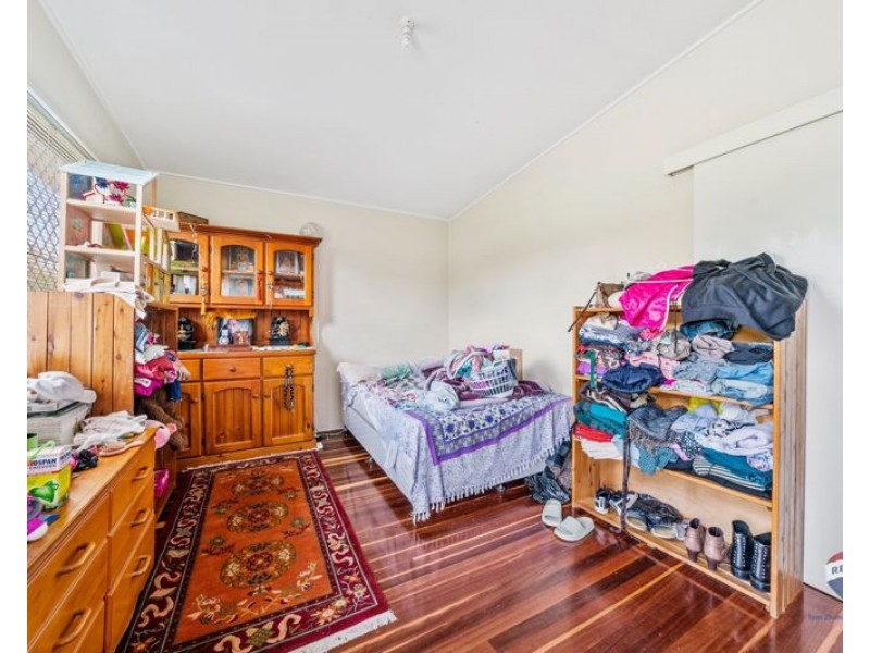 28 Waite ST, Norman Park QLD 4170
