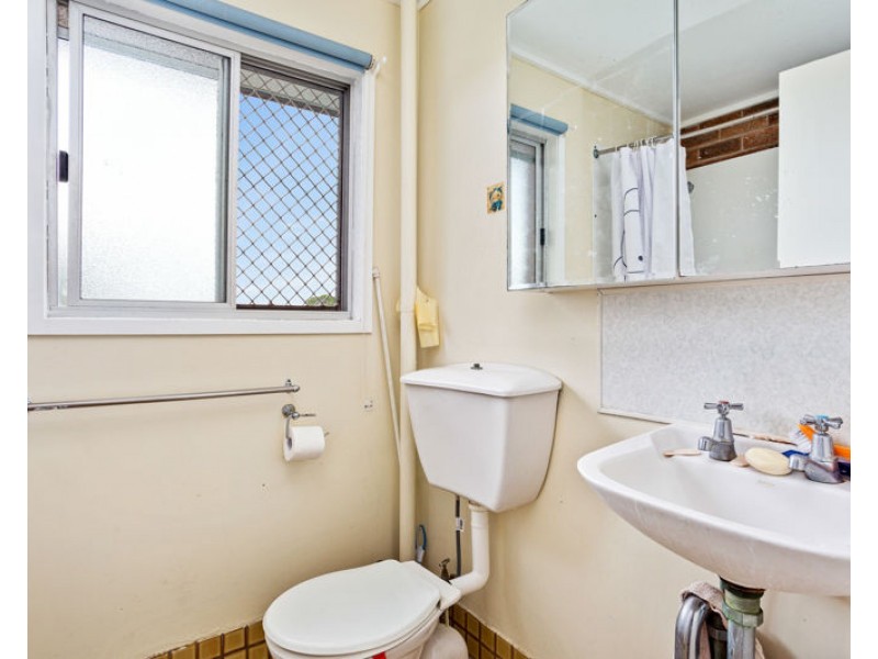 17/370 ROCKONIA ROAD, Koongal QLD 4701
