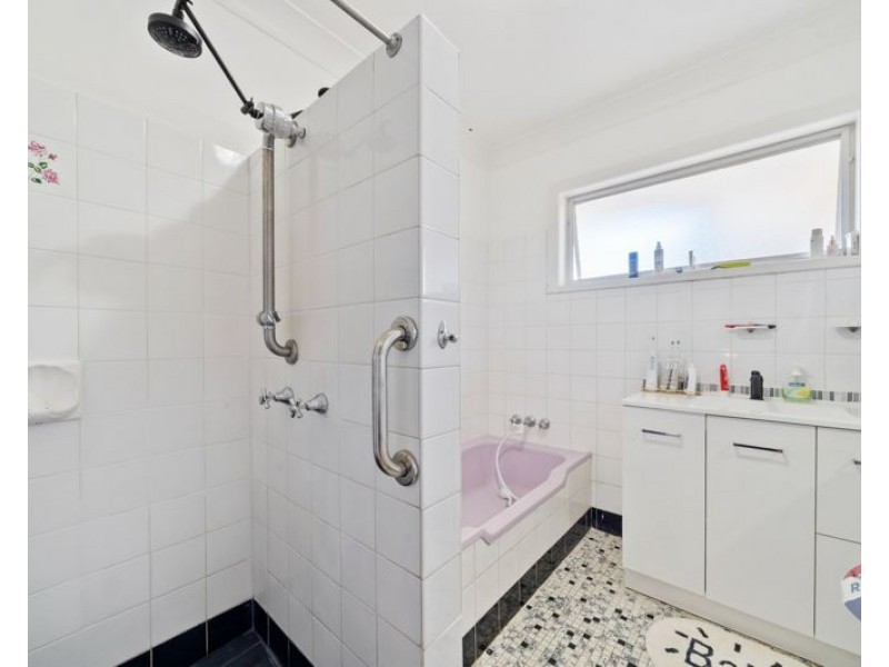 42 Cresthaven Drive, Mansfield QLD 4122