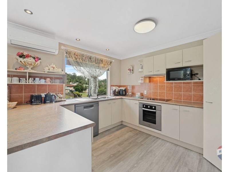 2 Pelewan Crt, Tanah Merah QLD 4128