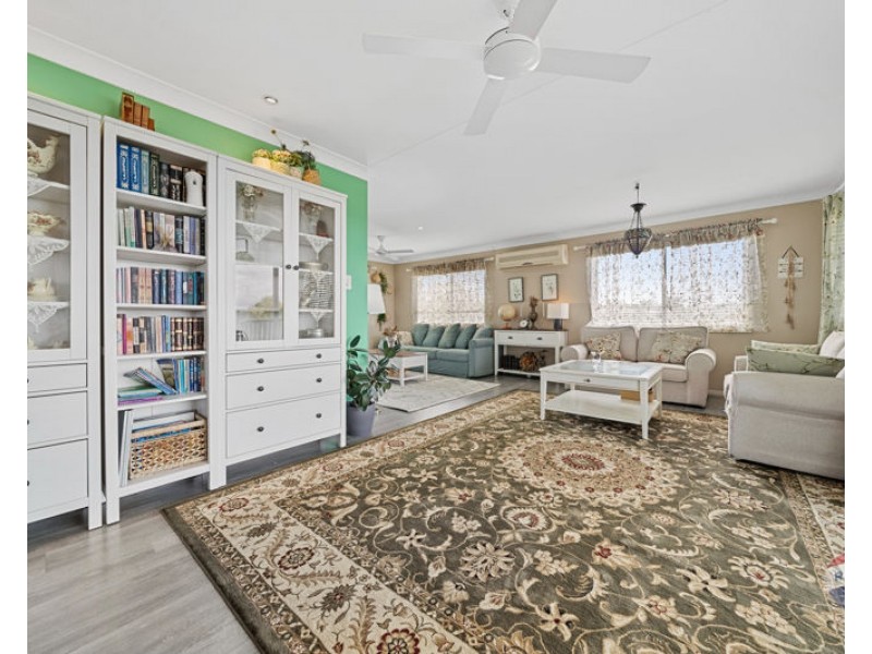 2 Pelewan Crt, Tanah Merah QLD 4128