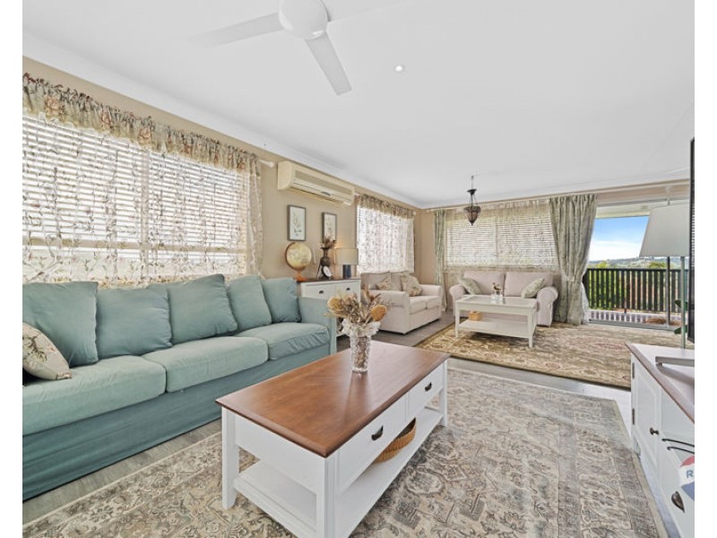 2 Pelewan Crt, Tanah Merah QLD 4128