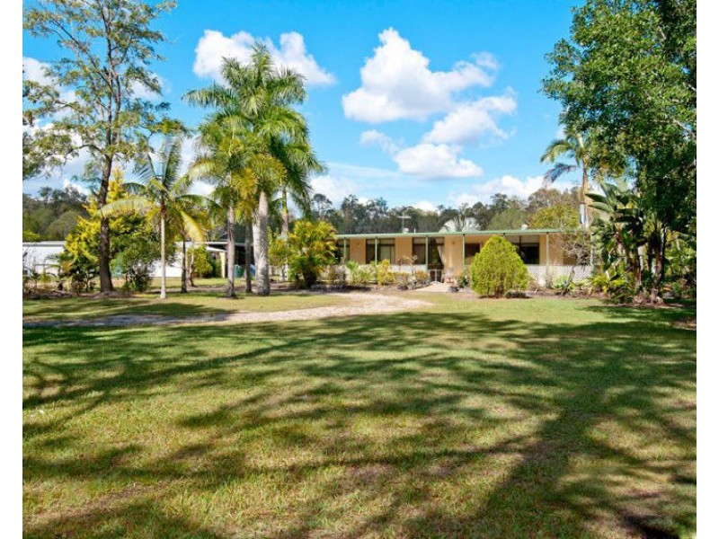 23-25 Coplick Crescent, Buccan QLD 4207