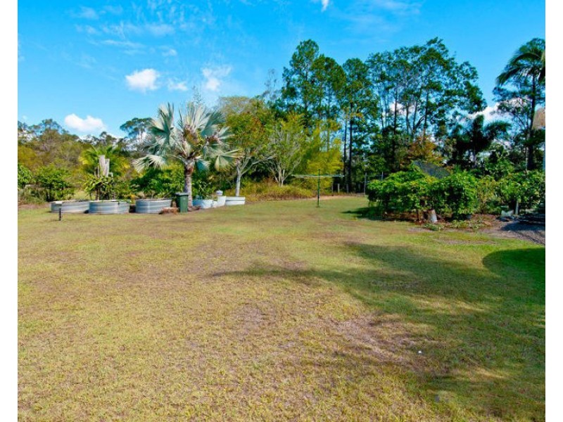 23-25 Coplick Crescent, Buccan QLD 4207