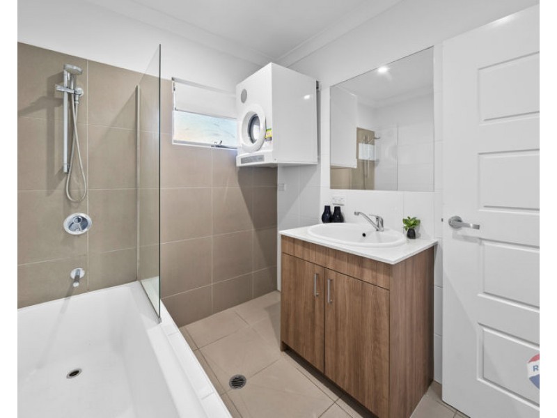 911/8 Win Street, Eight Mile Plains QLD 4113