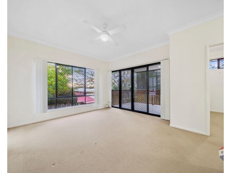 65 Blackwood Avenue, Morningside QLD 4170