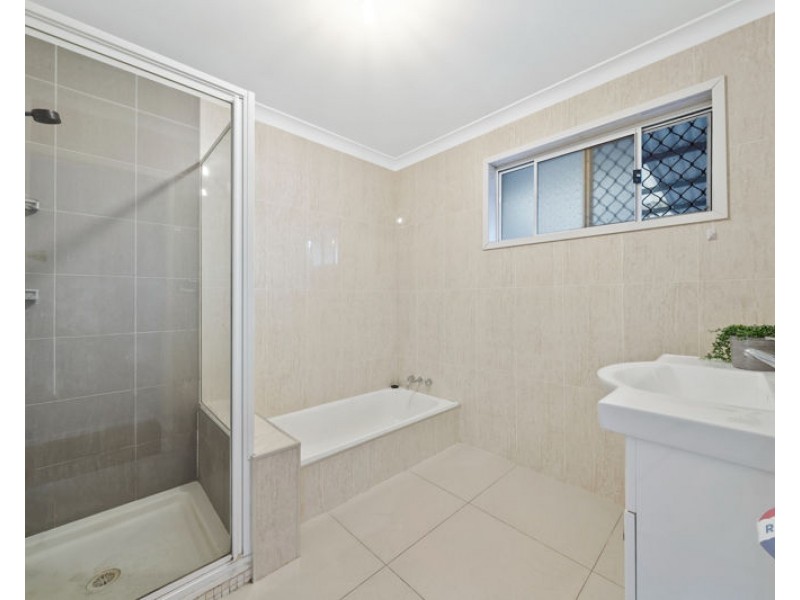 1 Viewpoint St, Sunnybank Hills QLD 4109