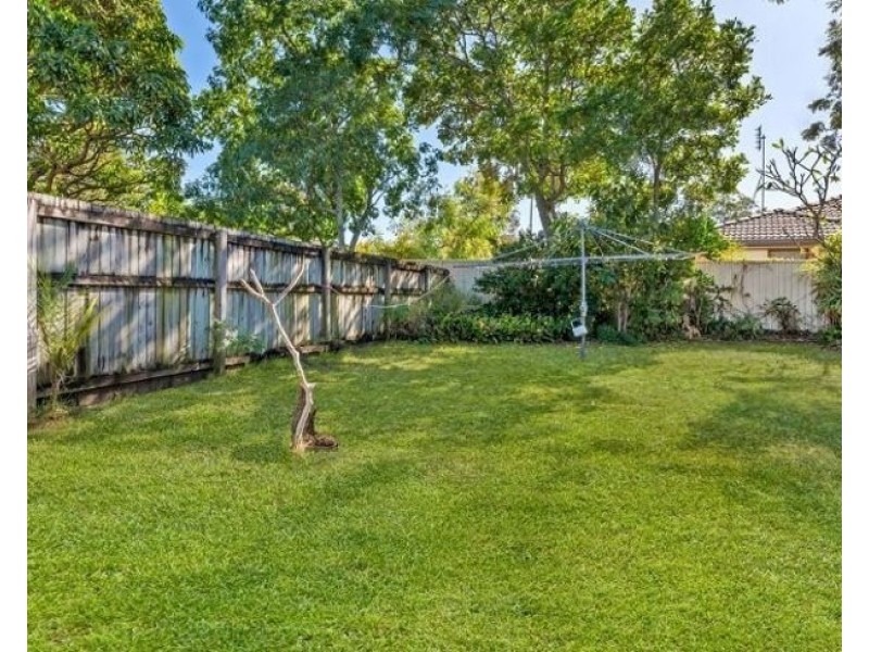 5 Esther place, Surfers Paradise QLD 4217