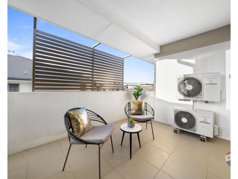 913/8 WIN ST, Eight Mile Plains QLD 4113