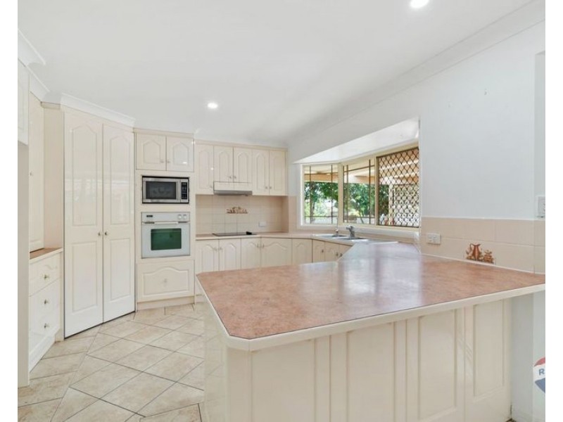 1 Autumn Close, Calamvale QLD 4116