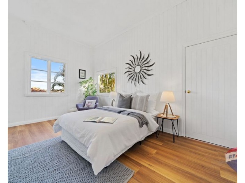 8 to 10 Boundary RD, Camp Hill QLD 4152