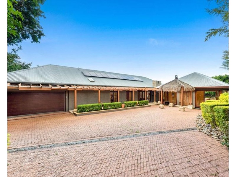 108 The Promenade, Camp Hill QLD 4152