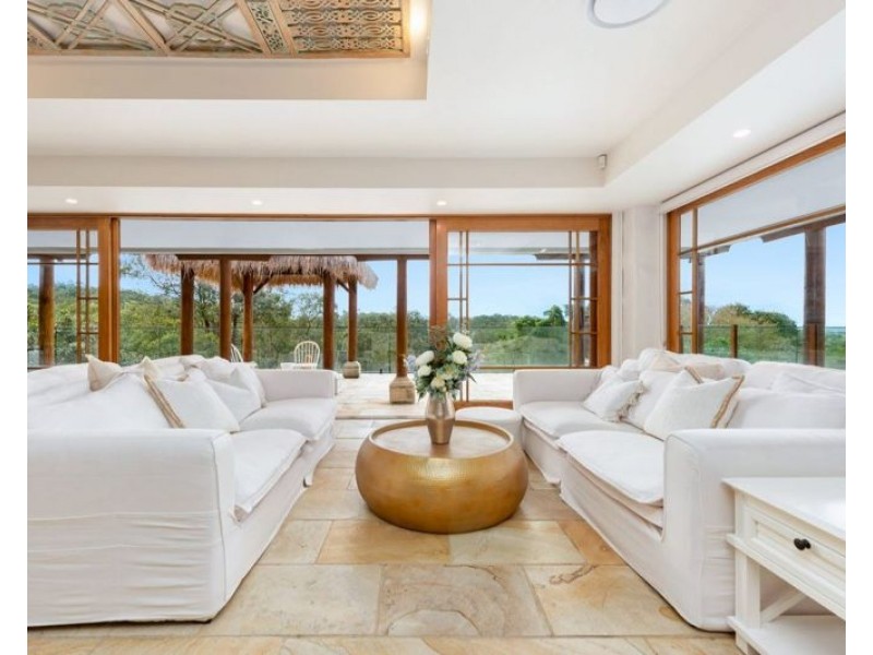 108 The Promenade, Camp Hill QLD 4152