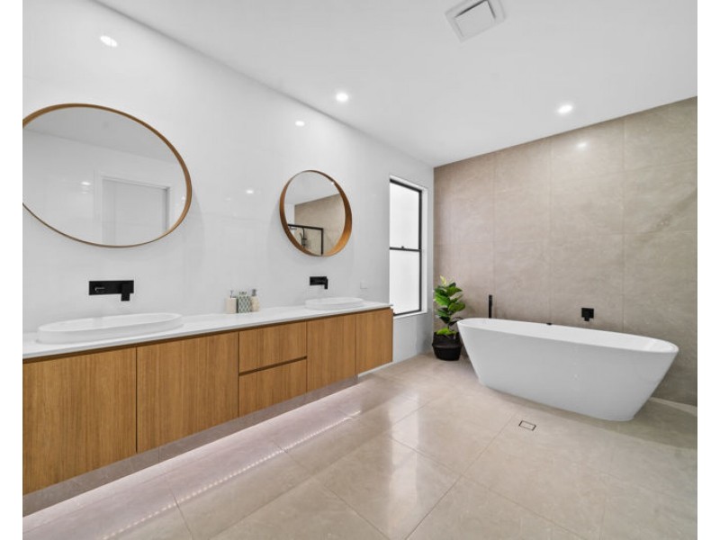 11 Iceberg Avenue, Underwood QLD 4119