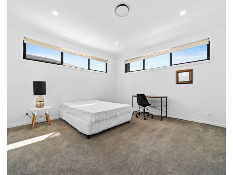11 Iceberg Avenue, Underwood QLD 4119