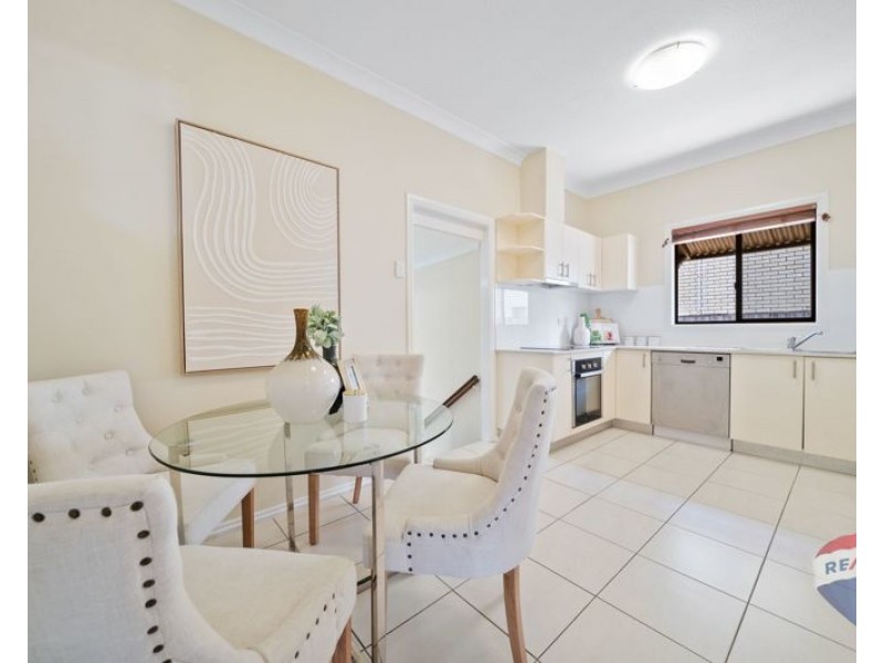 49 London ST, Eight Mile Plains QLD 4113