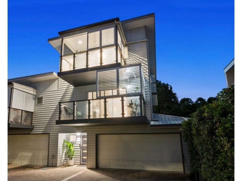 Duplex 2 / 74A Monmouth Street, Morningside QLD 4170