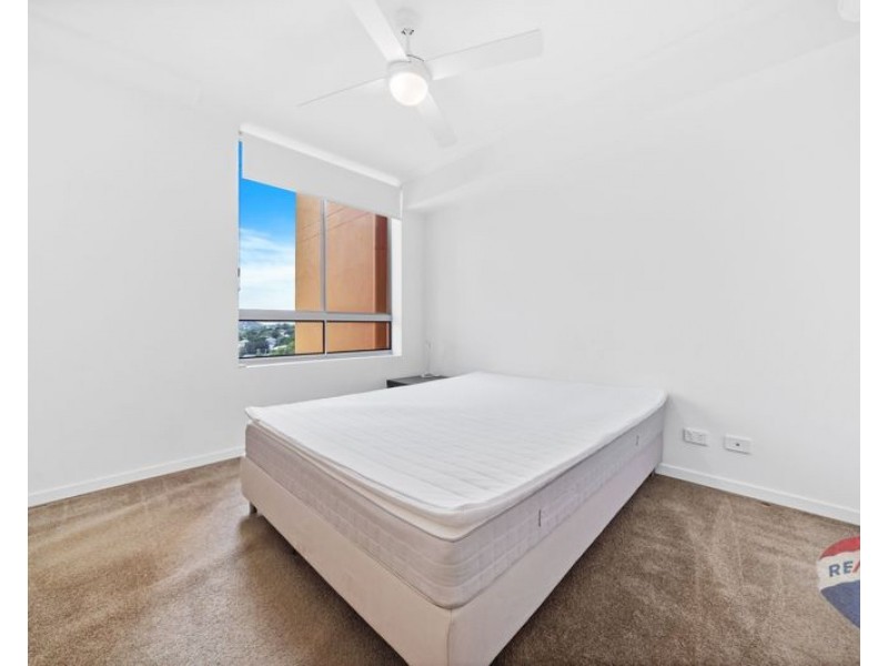 402/40 Mascar ST, Upper Mount Gravatt QLD 4122