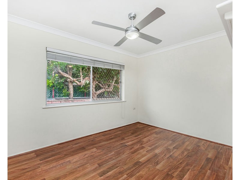 39 Lenore Crecent, Springwood QLD 4127