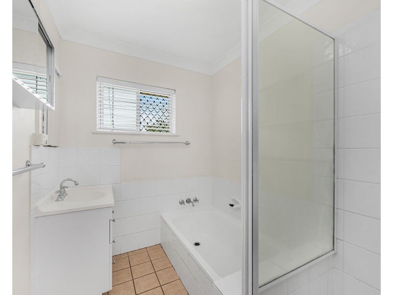 39 Lenore Crecent, Springwood QLD 4127