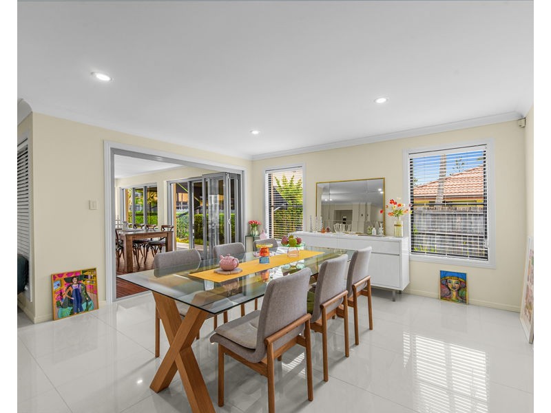 43 Joseph Place, Sinnamon Park QLD 4073