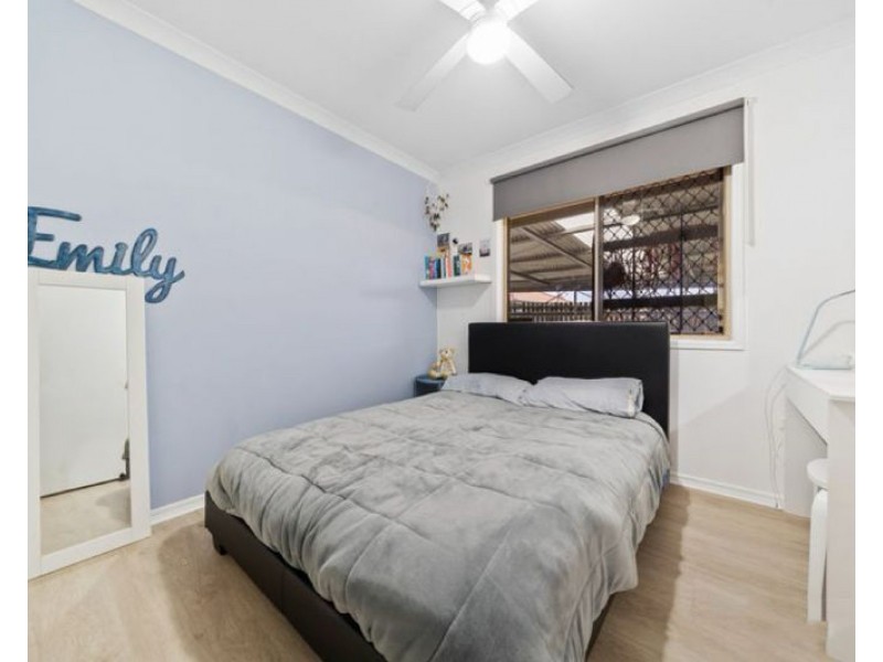 19 Nicole Place, Crestmead QLD 4132