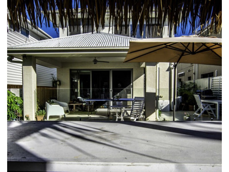 19 Cedar Street, Wynnum QLD 4178