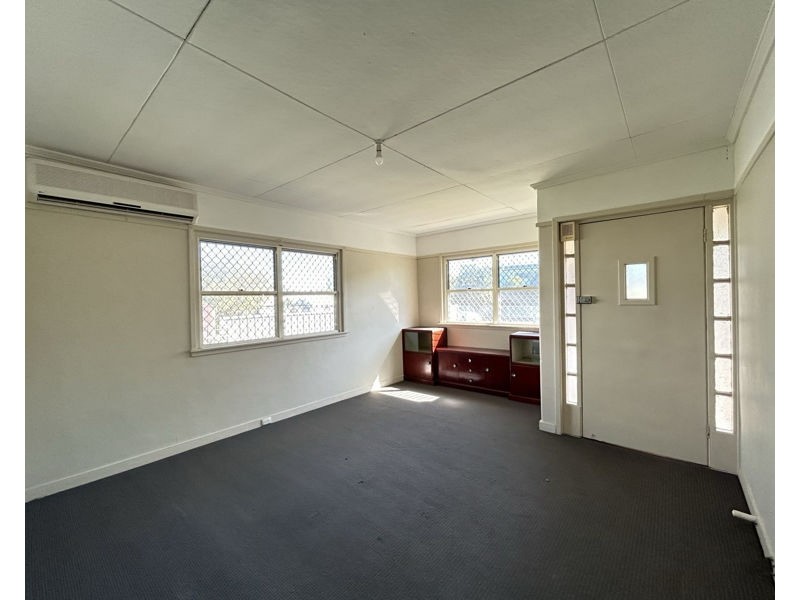 29 Macgroarty Street, Coopers Plains QLD 4108