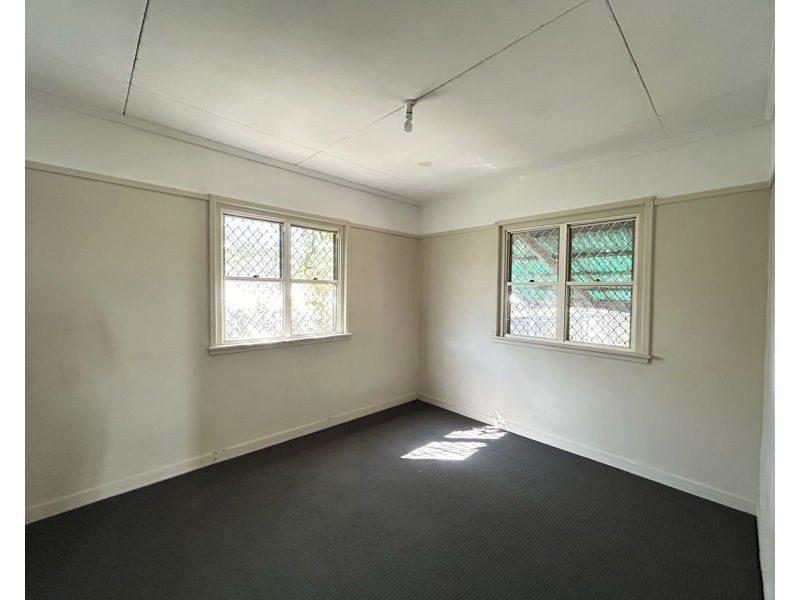 29 Macgroarty Street, Coopers Plains QLD 4108