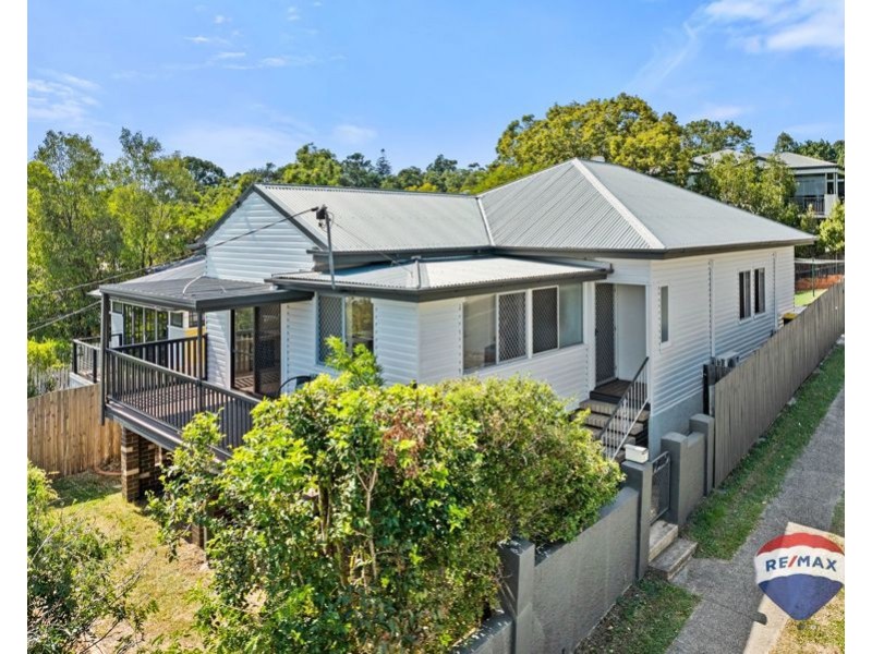 2 Dudley Street, Annerley QLD 4103