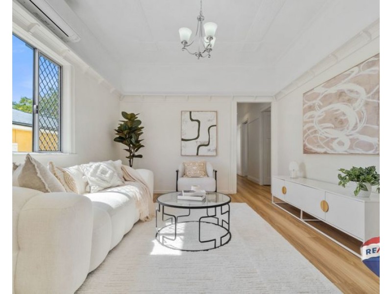 2 Dudley Street, Annerley QLD 4103