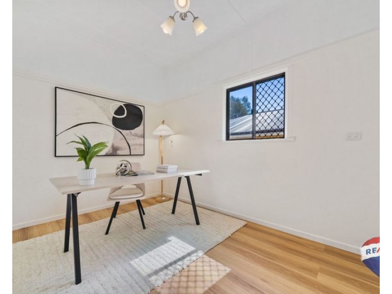 2 Dudley Street, Annerley QLD 4103