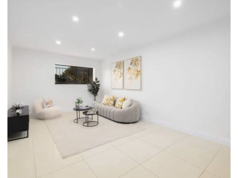 2 Reculver Street, Robertson QLD 4109
