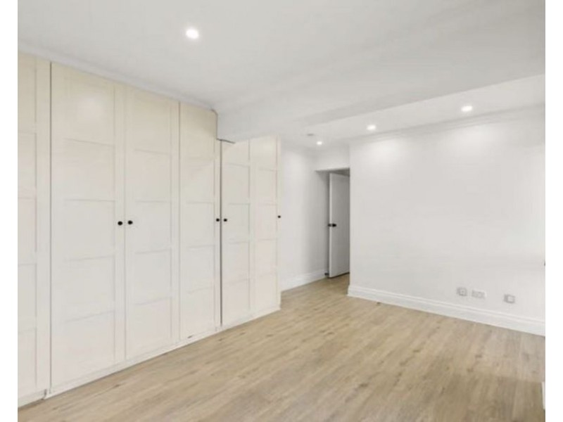 2 Reculver Street, Robertson QLD 4109