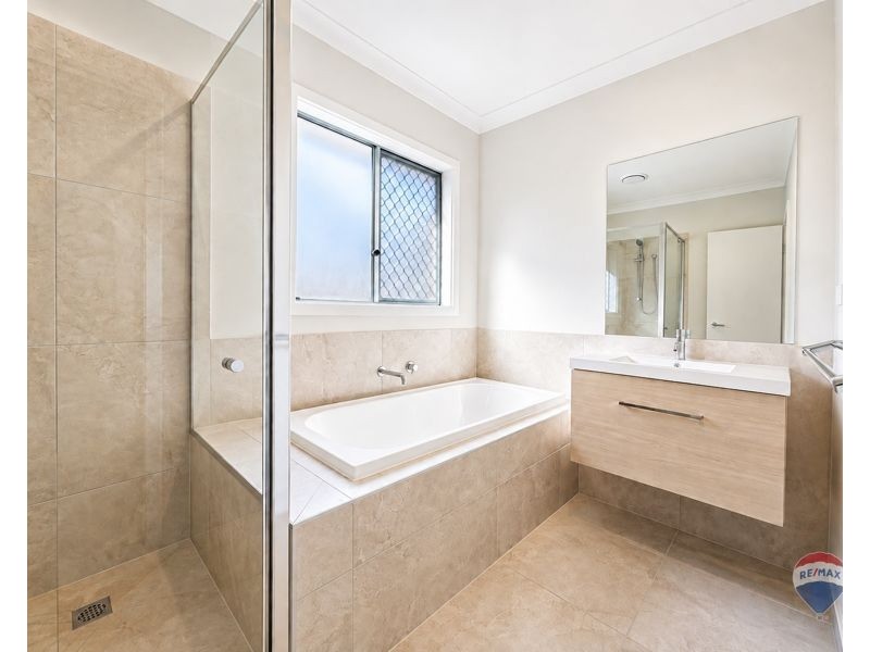 2 Lumen Street, Redbank Plains QLD 4301