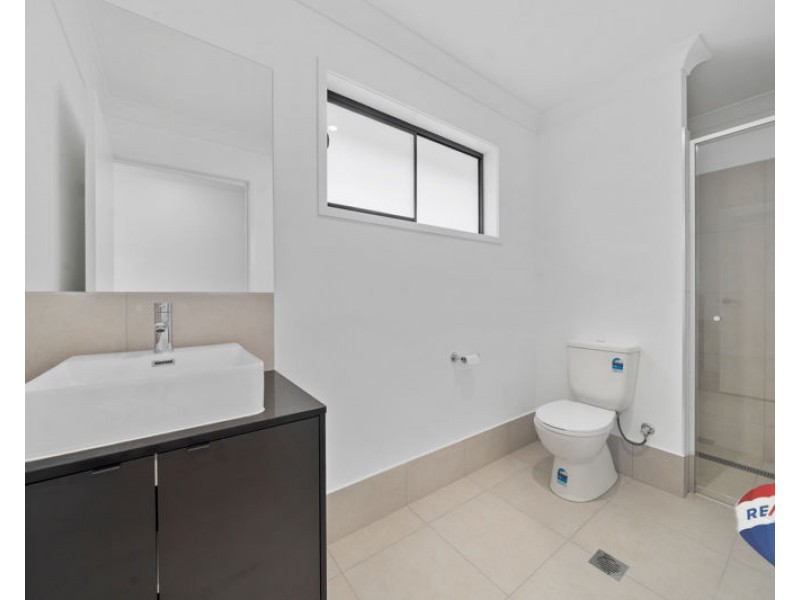 12 Union St, White Rock QLD 4306
