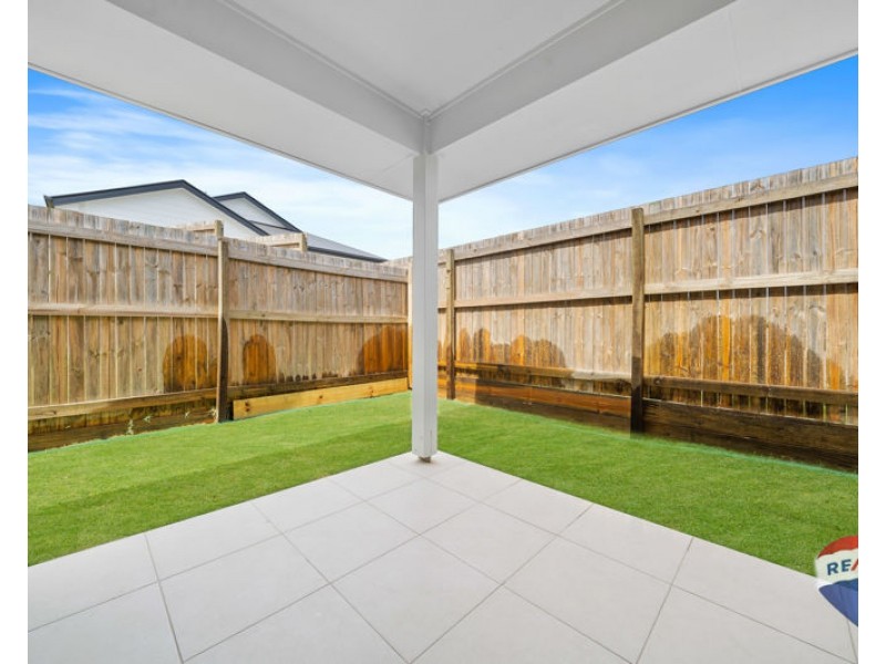 12 Union St, White Rock QLD 4306