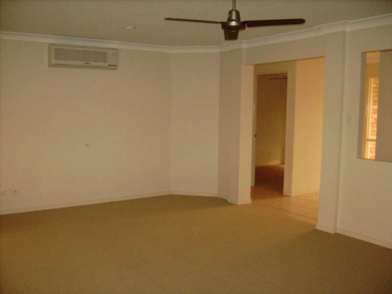 3 Sam Court, Morayfield QLD 4506