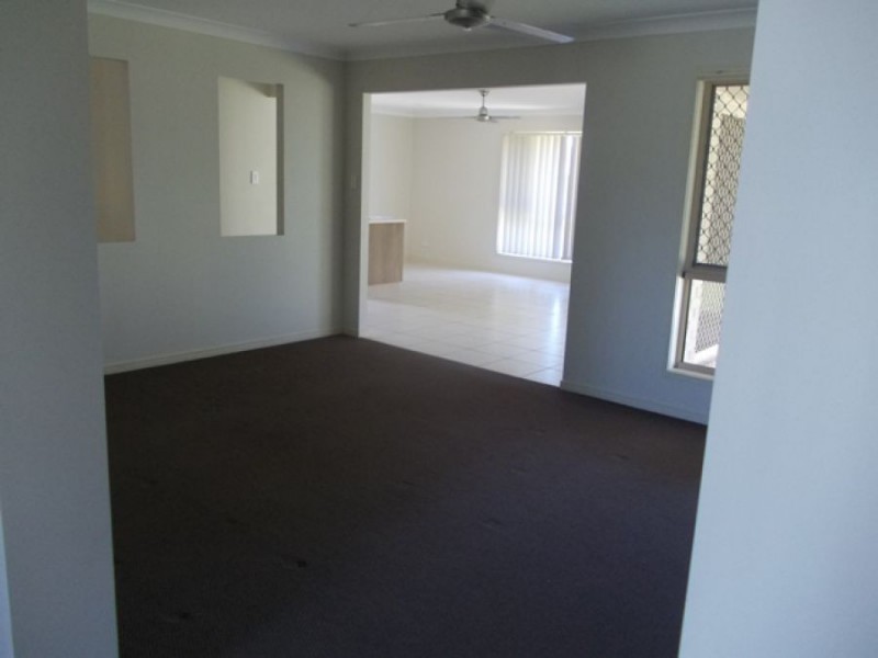 2 Barron Street, Morayfield QLD 4506