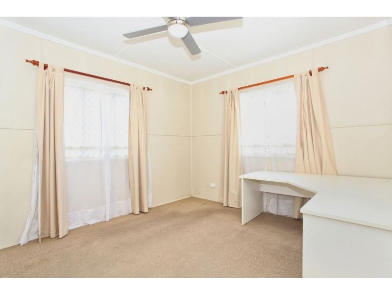 71 Thomas Street, Clontarf QLD 4019