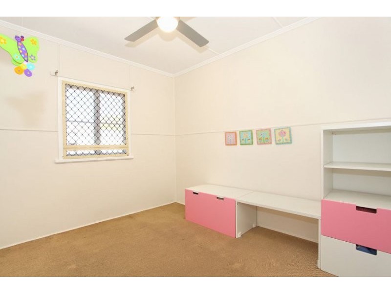 71 Thomas Street, Clontarf QLD 4019